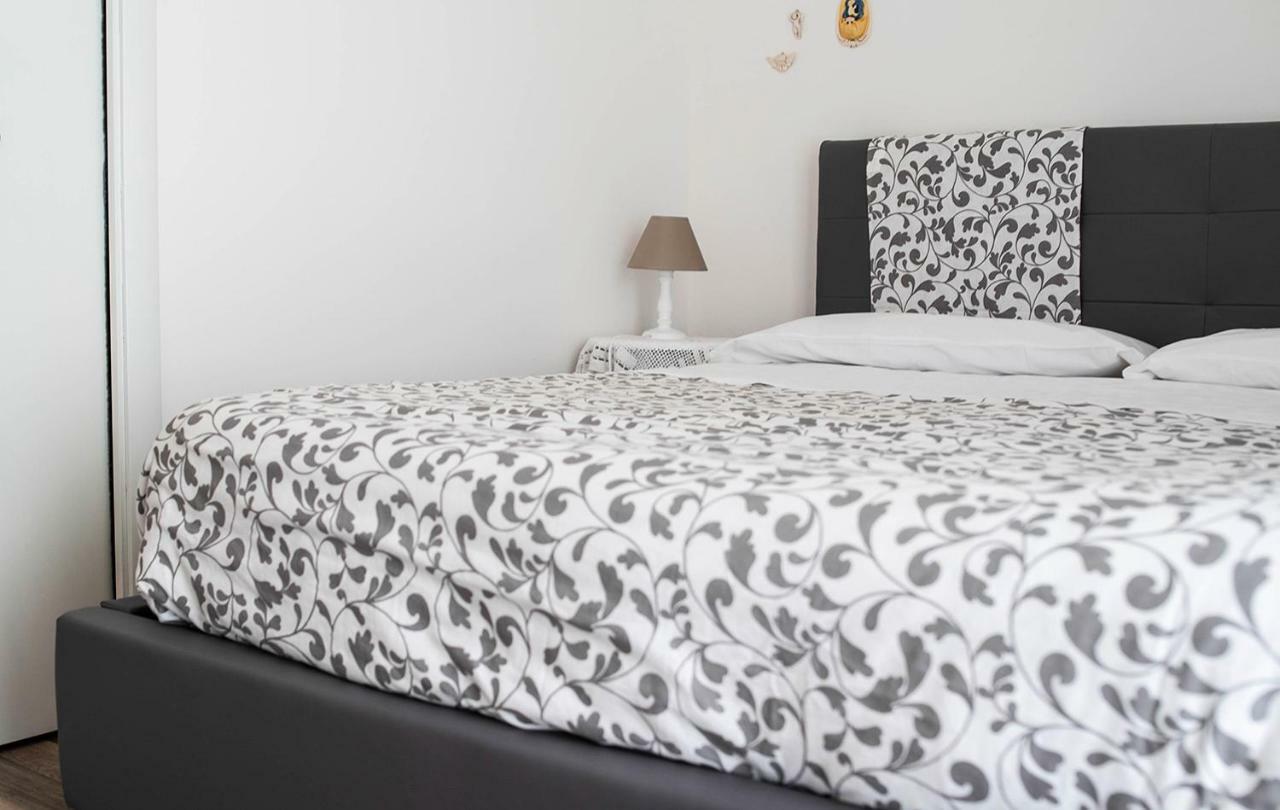 B&B Liola Patti Exteriör bild